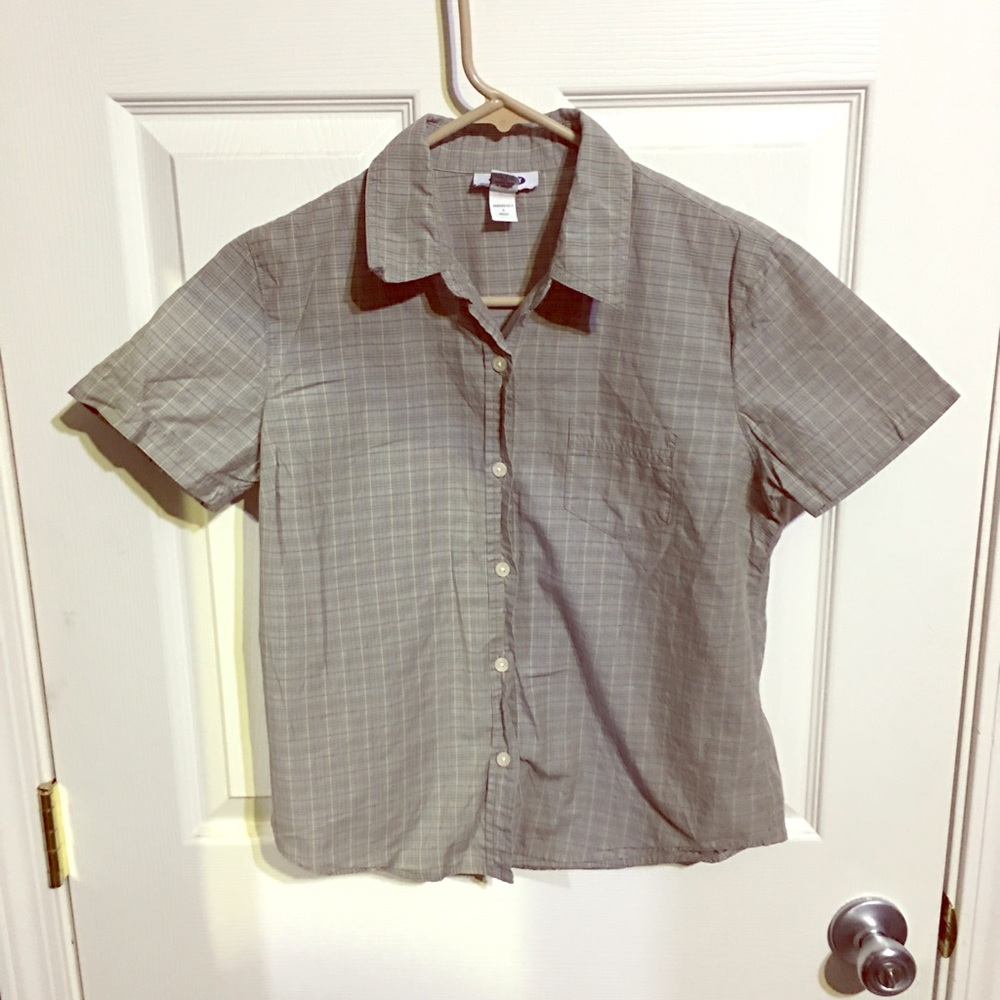 Old Navy plaid button-up shirt (S)
